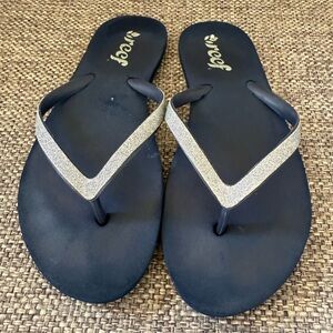 Reef Women's Silver Glitter Strap‎ Blue Flip Flops Size 6/7